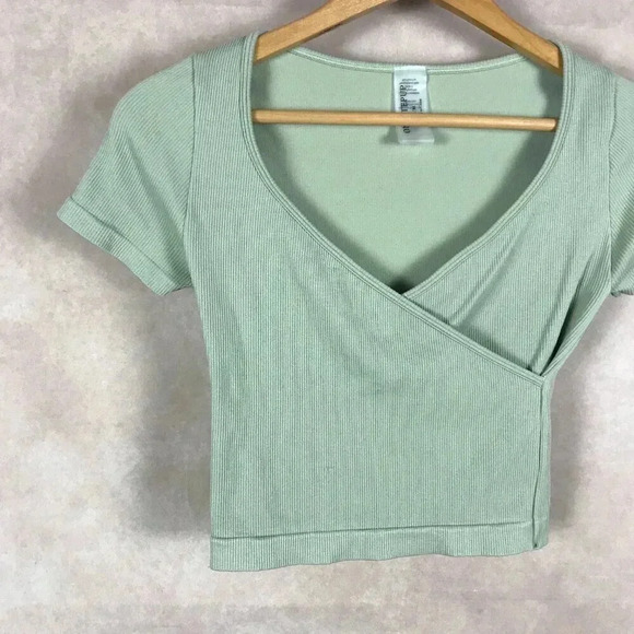 Olive Rib-Knit Surplice Crop Top SMALL/MEDIUM - Picture 2 of 8